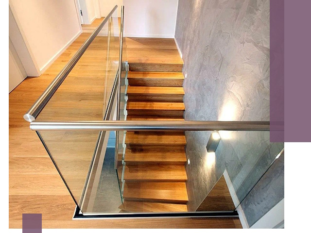 Перила для лестницы в доме — изготовление и монтаж в Павловском Посаде