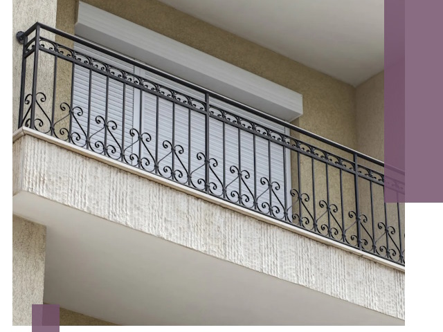 Балконные ограждения из металла и стекла в Павловском Посаде для домов