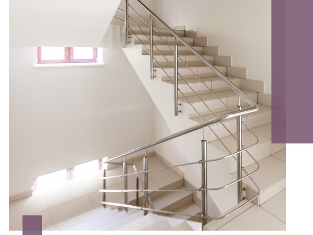 Установка и замена перил в подъезде в Павловском Посаде